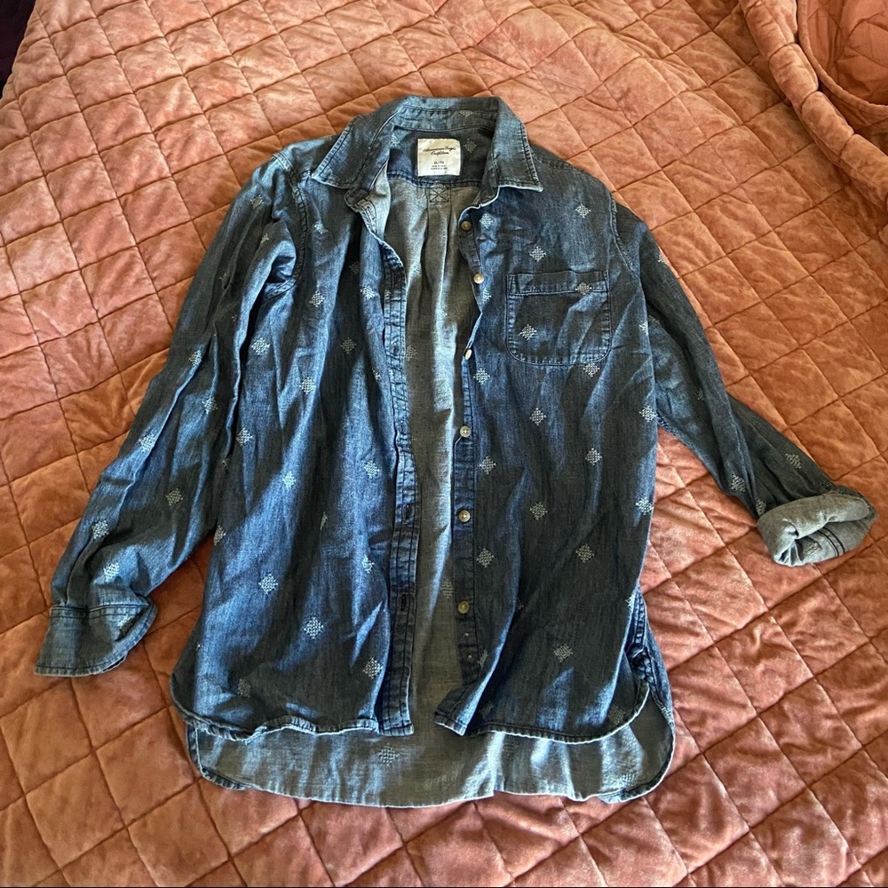 American Eagle Denim Button Up Shirt